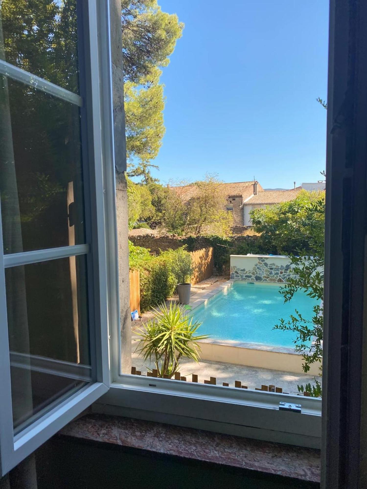 Maison D'Hotes De Charme "La Belle Dame Sans Regrets" Talairan Exterior foto