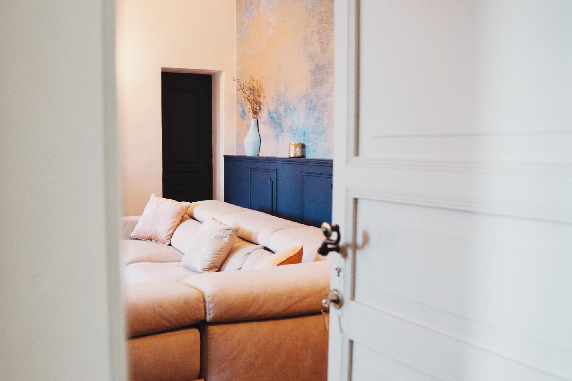 Maison D'Hotes De Charme "La Belle Dame Sans Regrets" Talairan Exterior foto