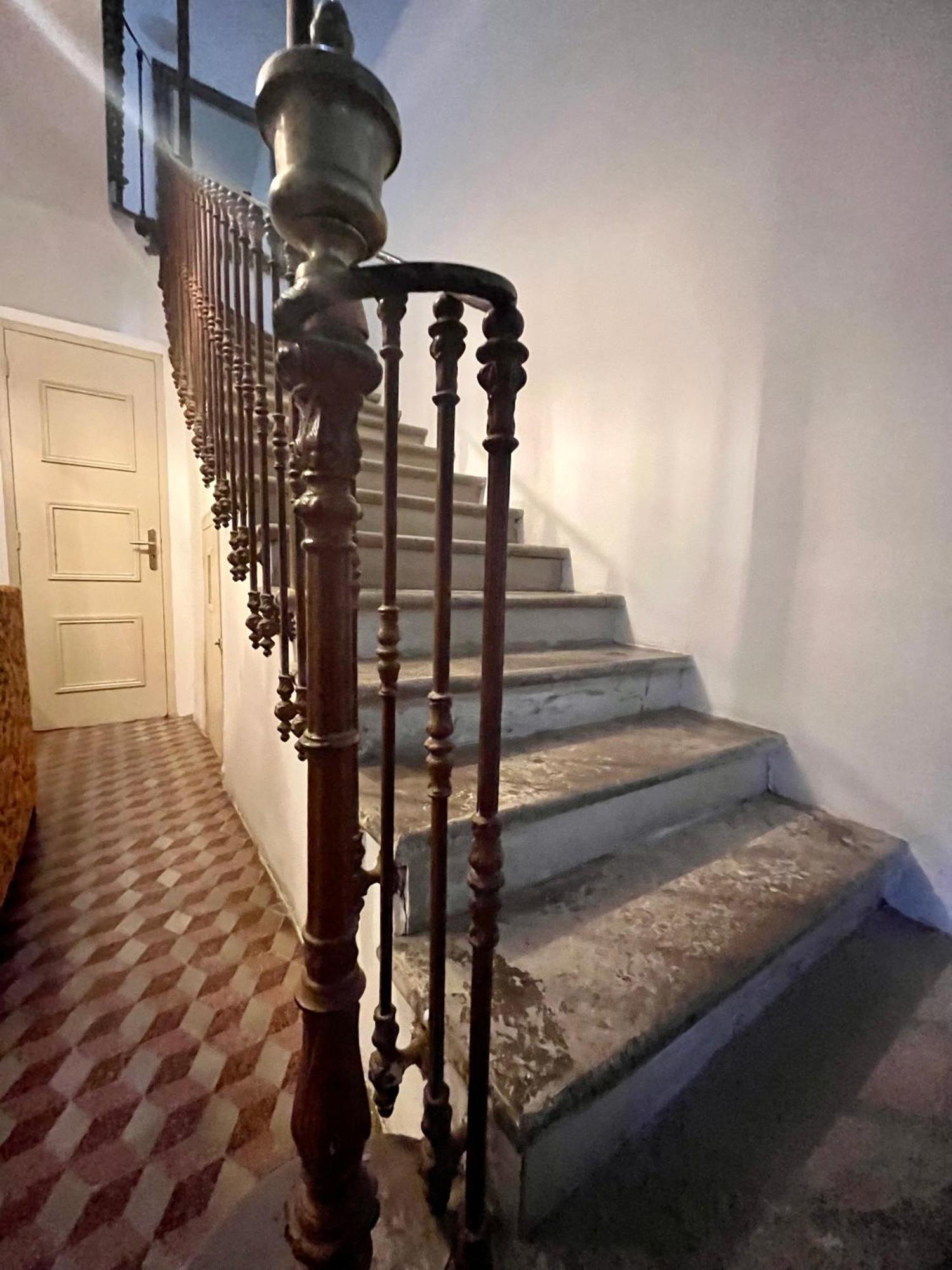 Maison D'Hotes De Charme "La Belle Dame Sans Regrets" Talairan Exterior foto