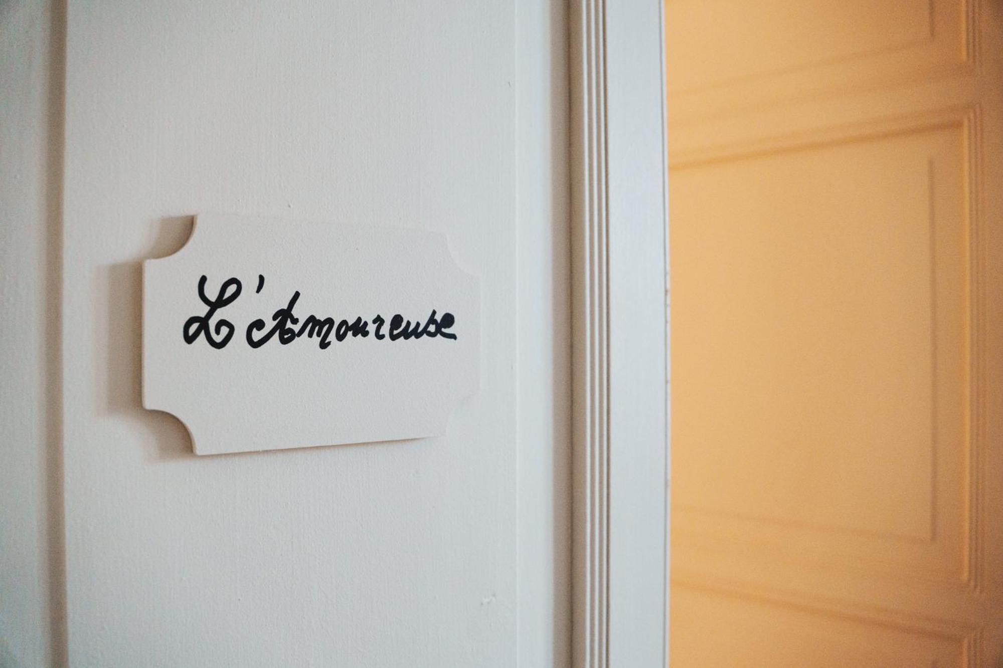 Maison D'Hotes De Charme "La Belle Dame Sans Regrets" Talairan Exterior foto